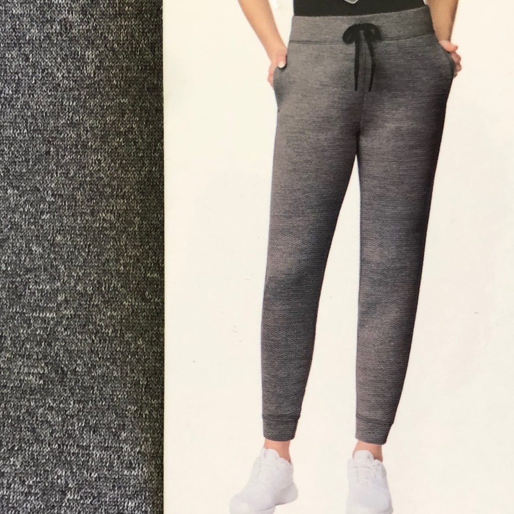 32 Degrees Women’s Soft Fleece Joggers